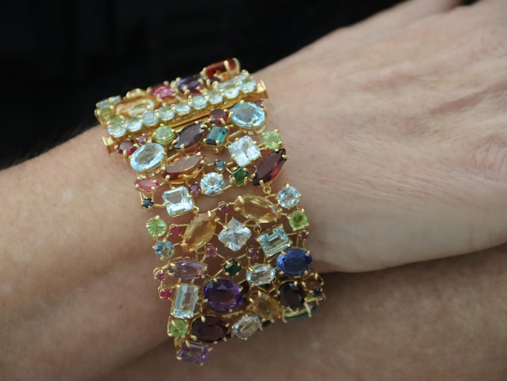 Handcraft Aquamarine 14 Karat Yellow Gold Tourmaline Cuff Bracelet For Sale 4