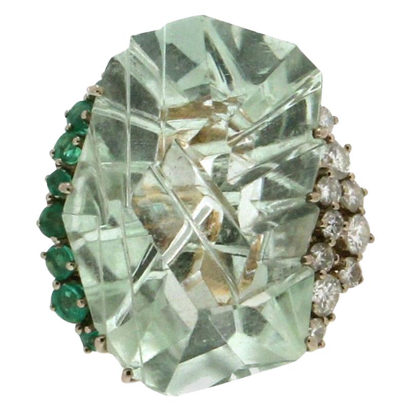 Handcraft Aquamarin 18 Karat Gelbgold Diamanten Smaragde Cocktail Ring