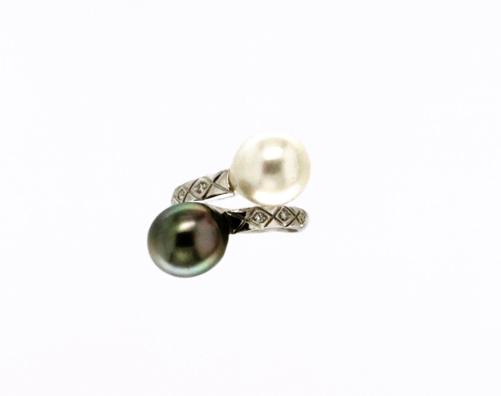 Artisan Handcraft Australian and Tahiti Pearl 18 Karat White Gold Diamonds Cocktail Ring For Sale
