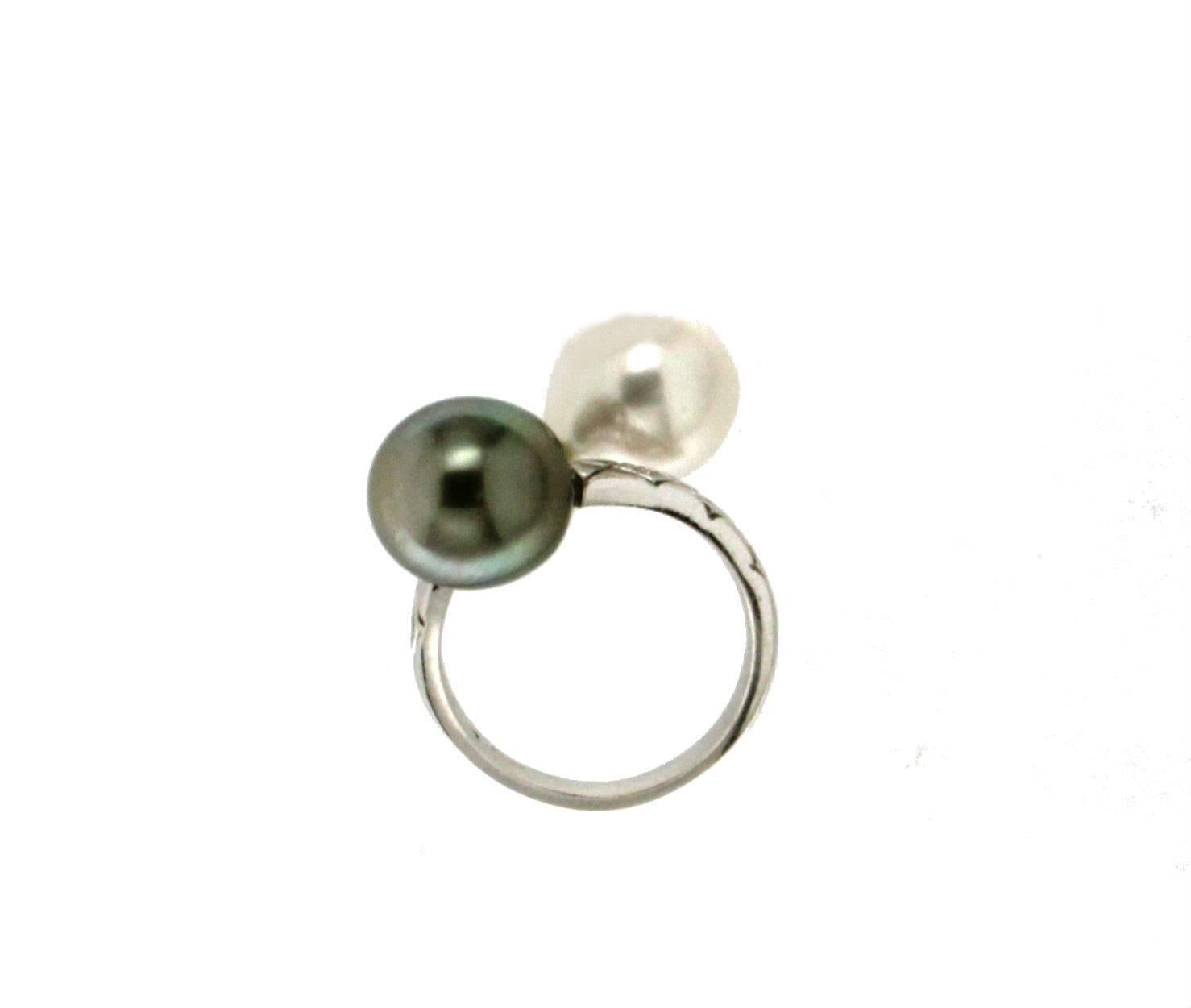 Handcraft Australian and Tahiti Pearl 18 Karat White Gold Diamonds Cocktail Ring In New Condition For Sale In Marcianise, IT
