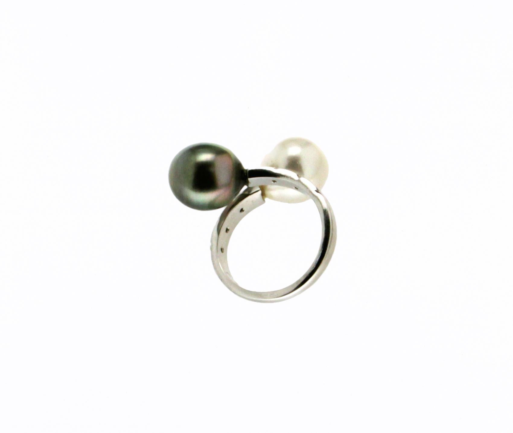 Handcraft Australian and Tahiti Pearl 18 Karat White Gold Diamonds Cocktail Ring In New Condition For Sale In Marcianise, IT