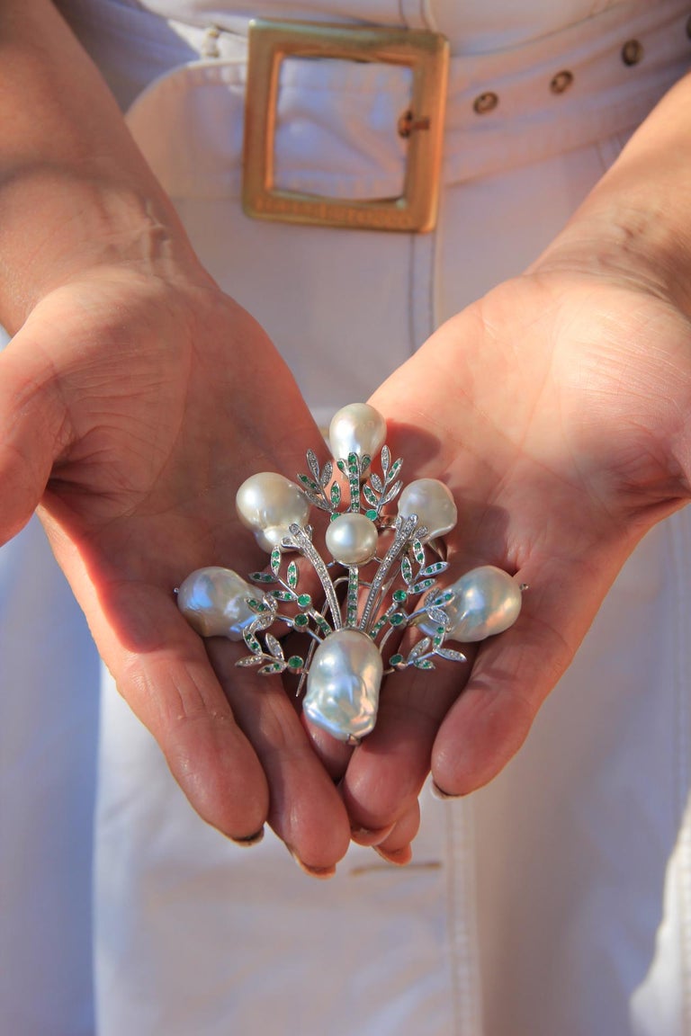 Handcraft Australian Baroque Pearls 18 Karat White Gold Emeralds Diamonds Brooch For Sale 8