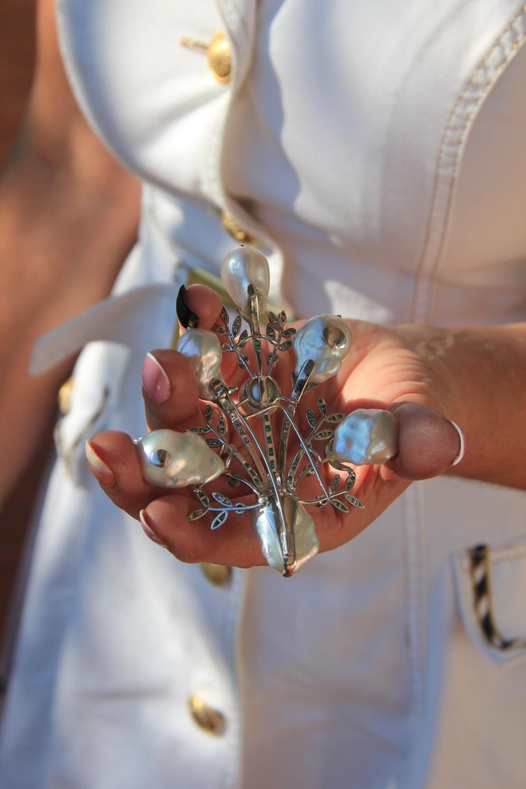 Handcraft Australian Baroque Pearls 18 Karat White Gold Emeralds Diamonds Brooch For Sale 9