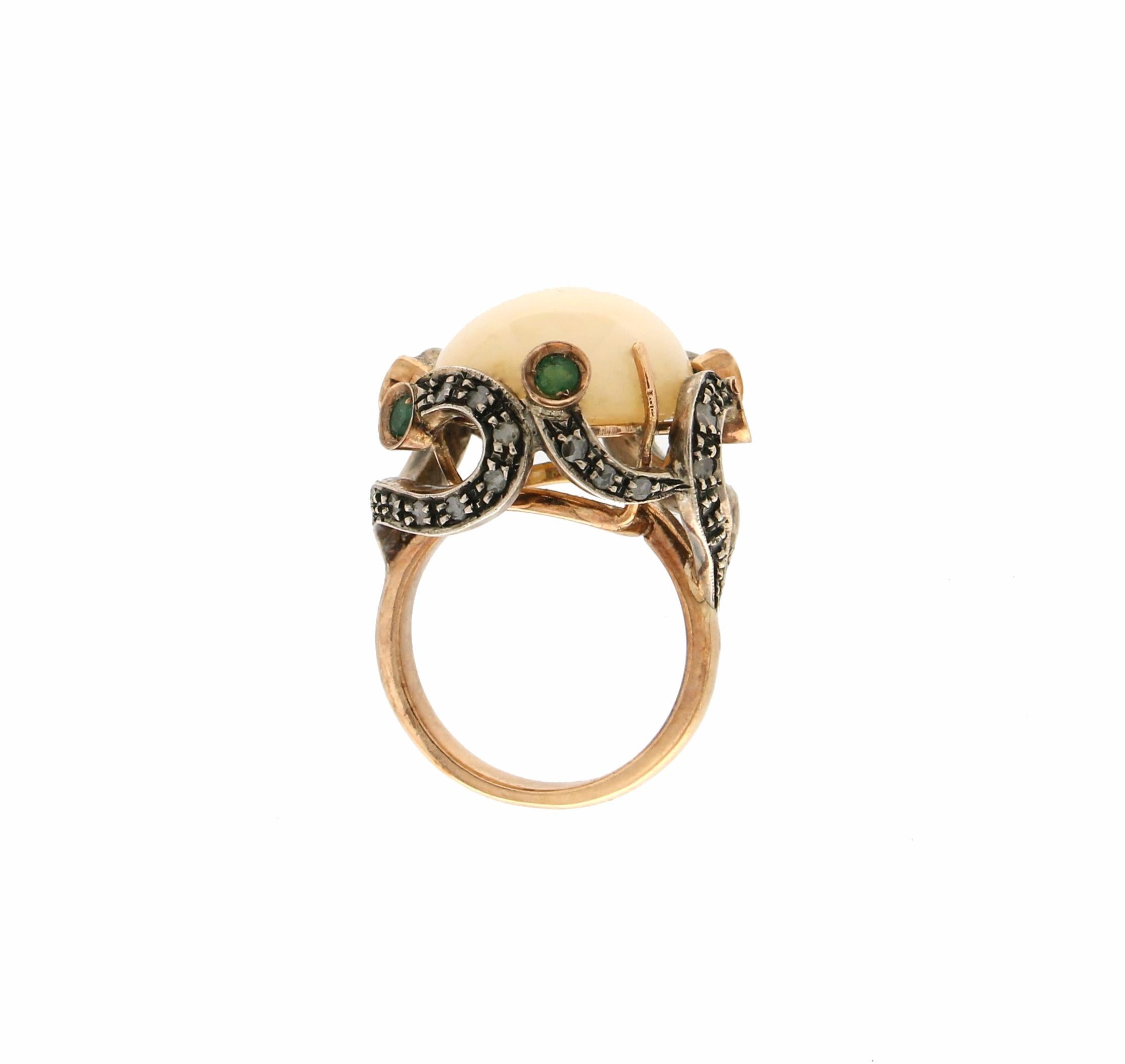 Handcraft Australian Opal 14 Karat Yellow Gold Diamonds Emeralds Cocktail Ring In New Condition For Sale In Marcianise, IT