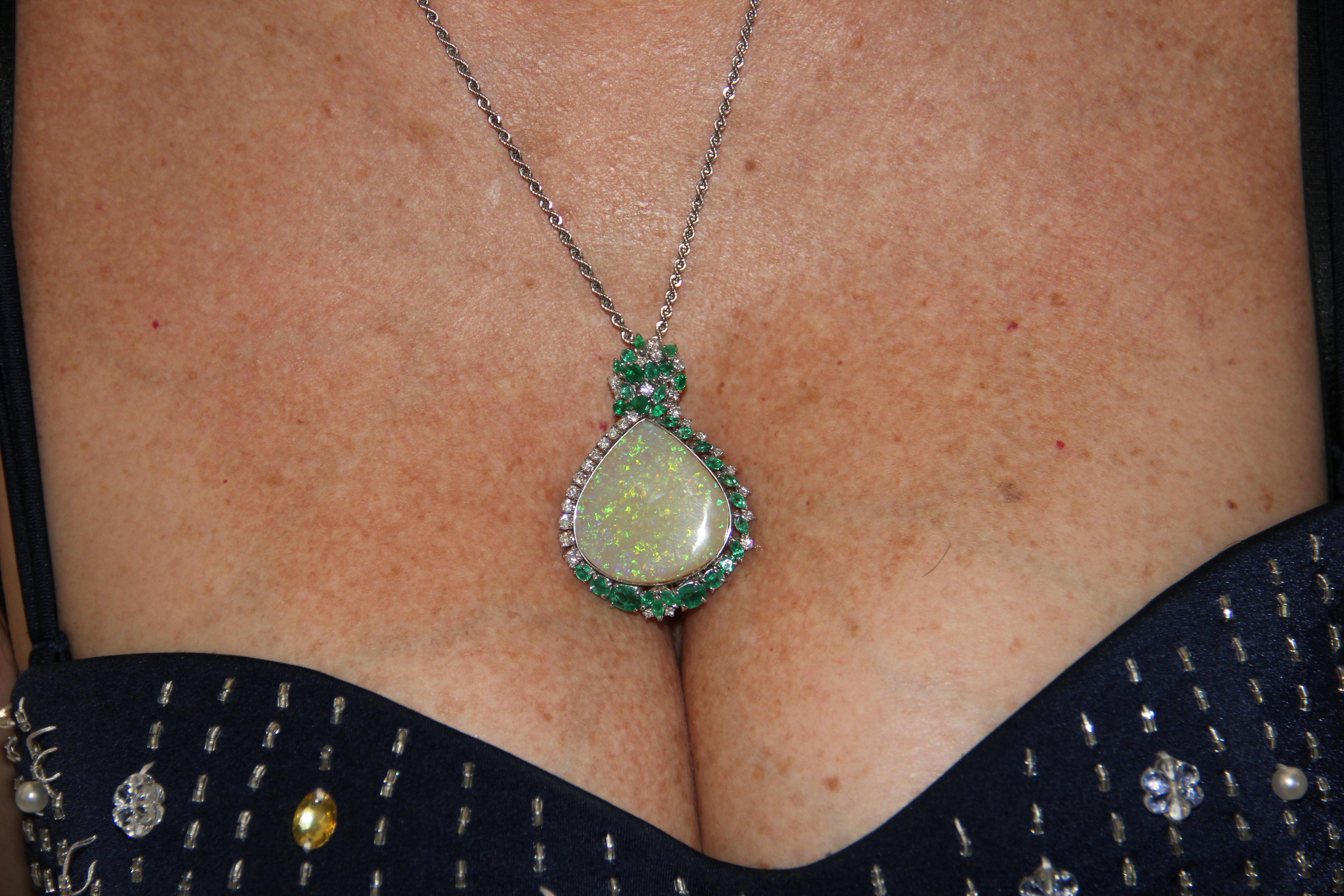 Handcraft Australian Opal 18 Karat White Gold Diamonds Emeralds Pendant Necklace For Sale 1
