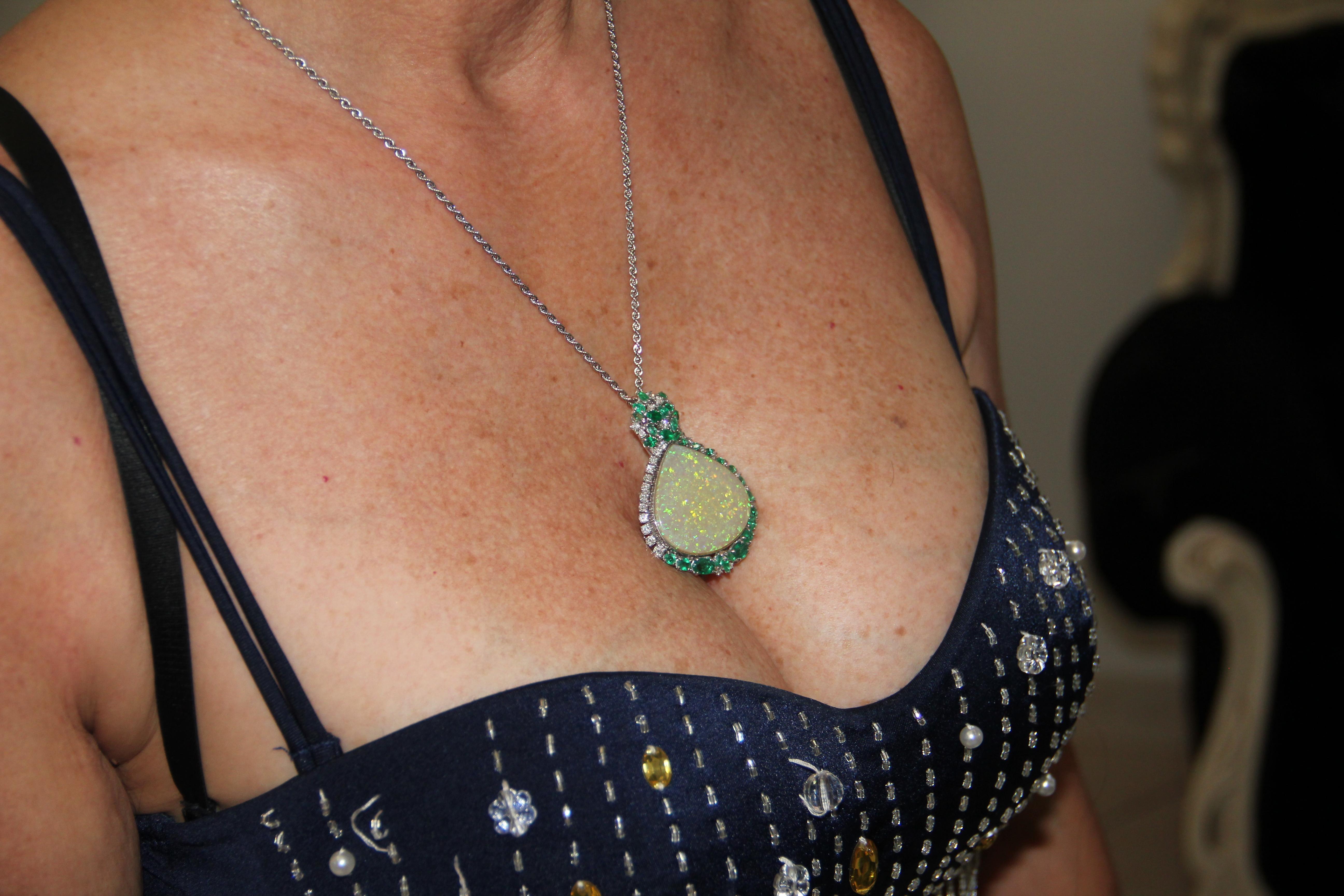 Handcraft Australian Opal 18 Karat White Gold Diamonds Emeralds Pendant Necklace For Sale 2