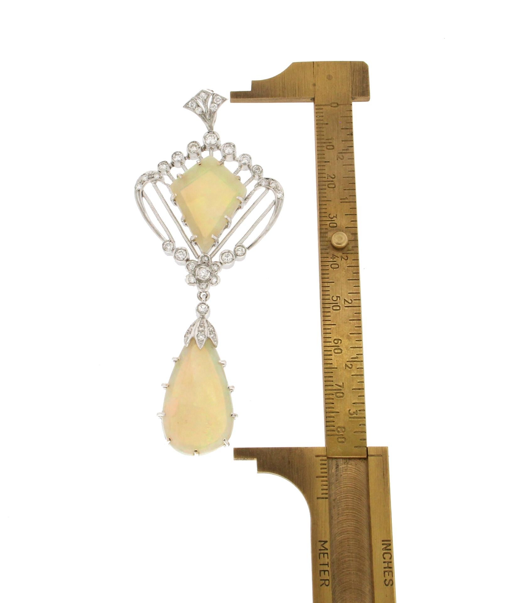 Handcraft Australian Opal 18 Karat White Gold Diamonds Pendant Necklace In New Condition For Sale In Marcianise, IT