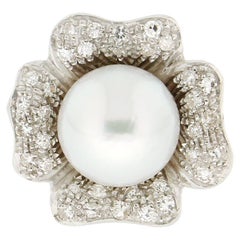 Handcraft Australian Pearl 18 Karat White Gold Diamonds Cocktail Ring
