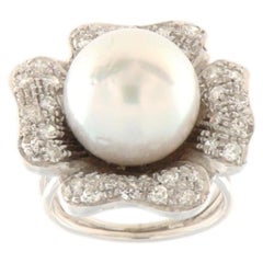 Contemporary 20 Carat South Sea Pearl Diamond 18K White Gold Cocktail Ring