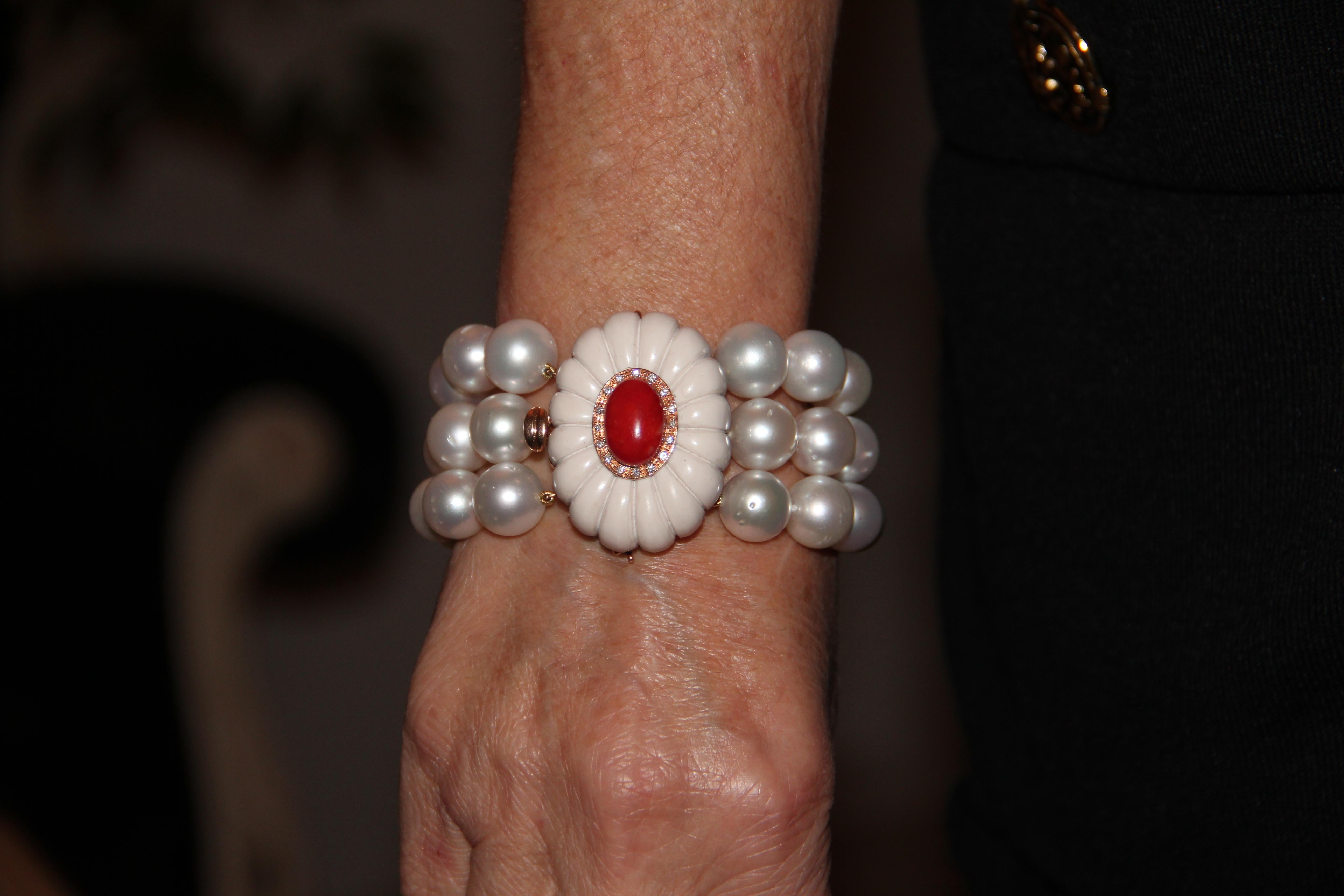 Women's or Men's Handcraft Australian Pearls 14 Karat Gold Diamonds Coral Agate Cuff Bracelet For Sale