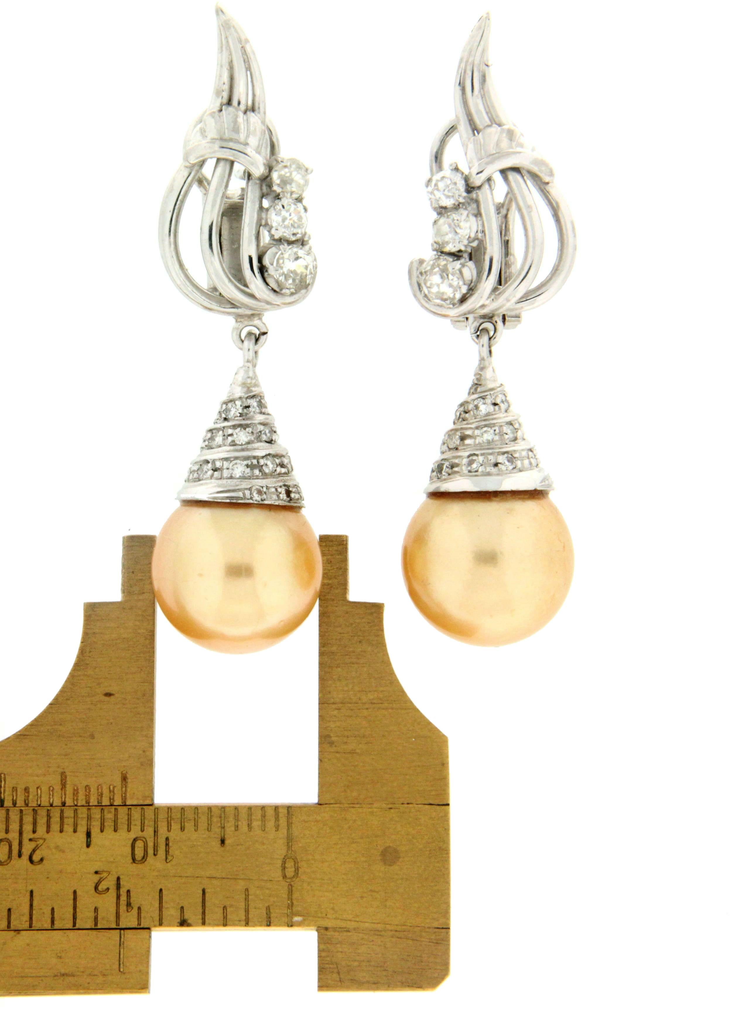 Handcraft Australian Pearls 18 Karat White Gold Diamonds Drop Earrings In New Condition For Sale In Marcianise, IT