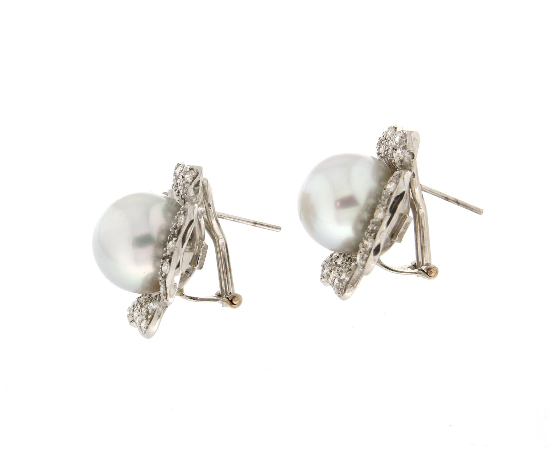 Handcraft Australian Pearls 18 Karat White Gold Diamonds Stud Earrings For Sale 1