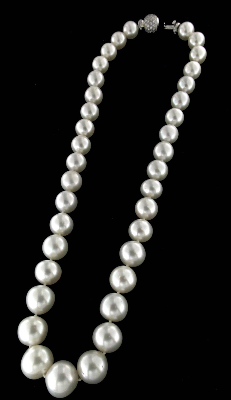 Handcraft Australian Pearls 18 Karat White Gold Strand Rope Necklace