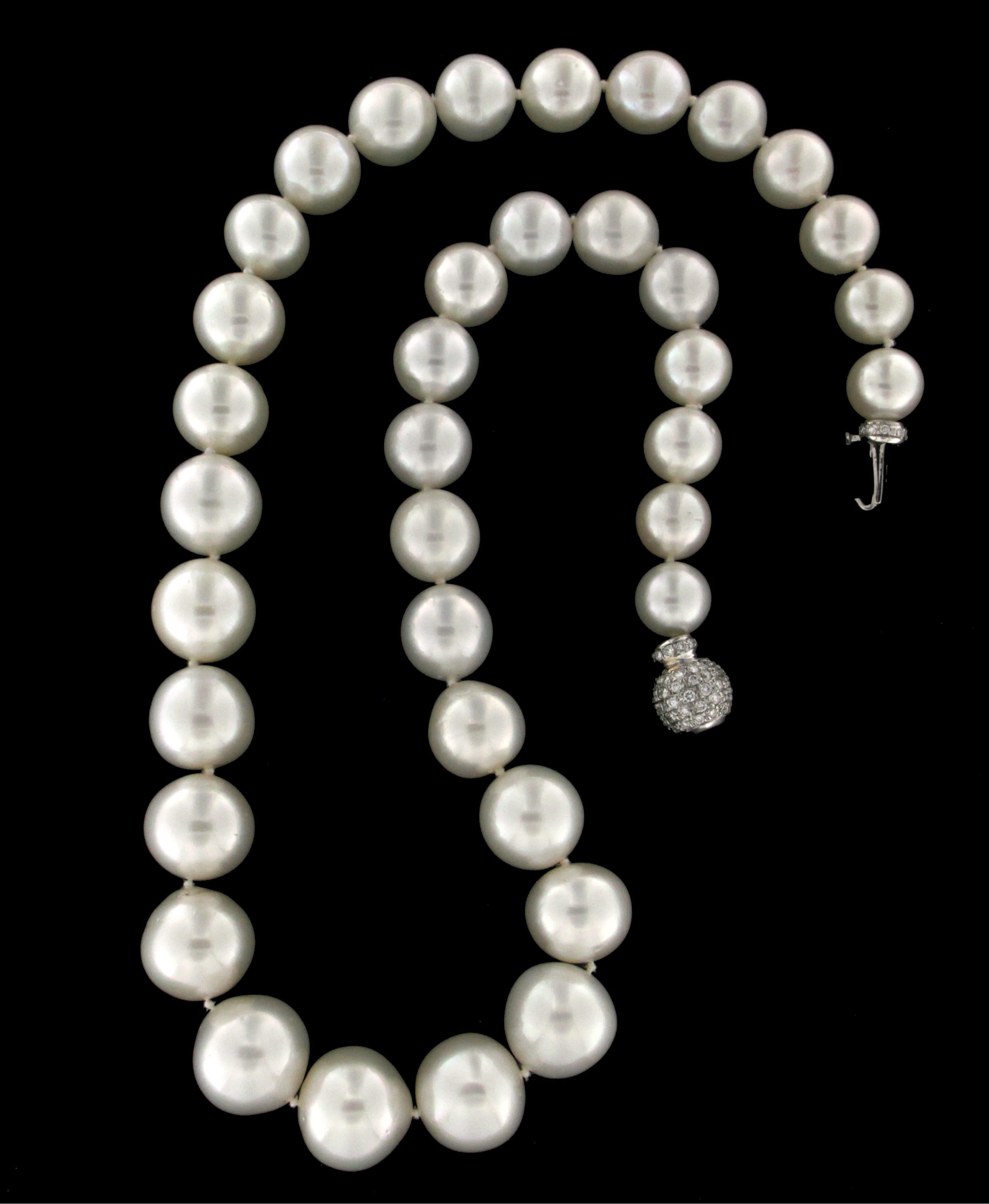 Handcraft Australian Pearls 18 Karat White Gold Strand Rope Necklace In New Condition In Marcianise, IT
