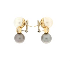 Handcraft Australian Pearls 18 Karat Yellow Gold Fancy Diamonds Stud Earrings
