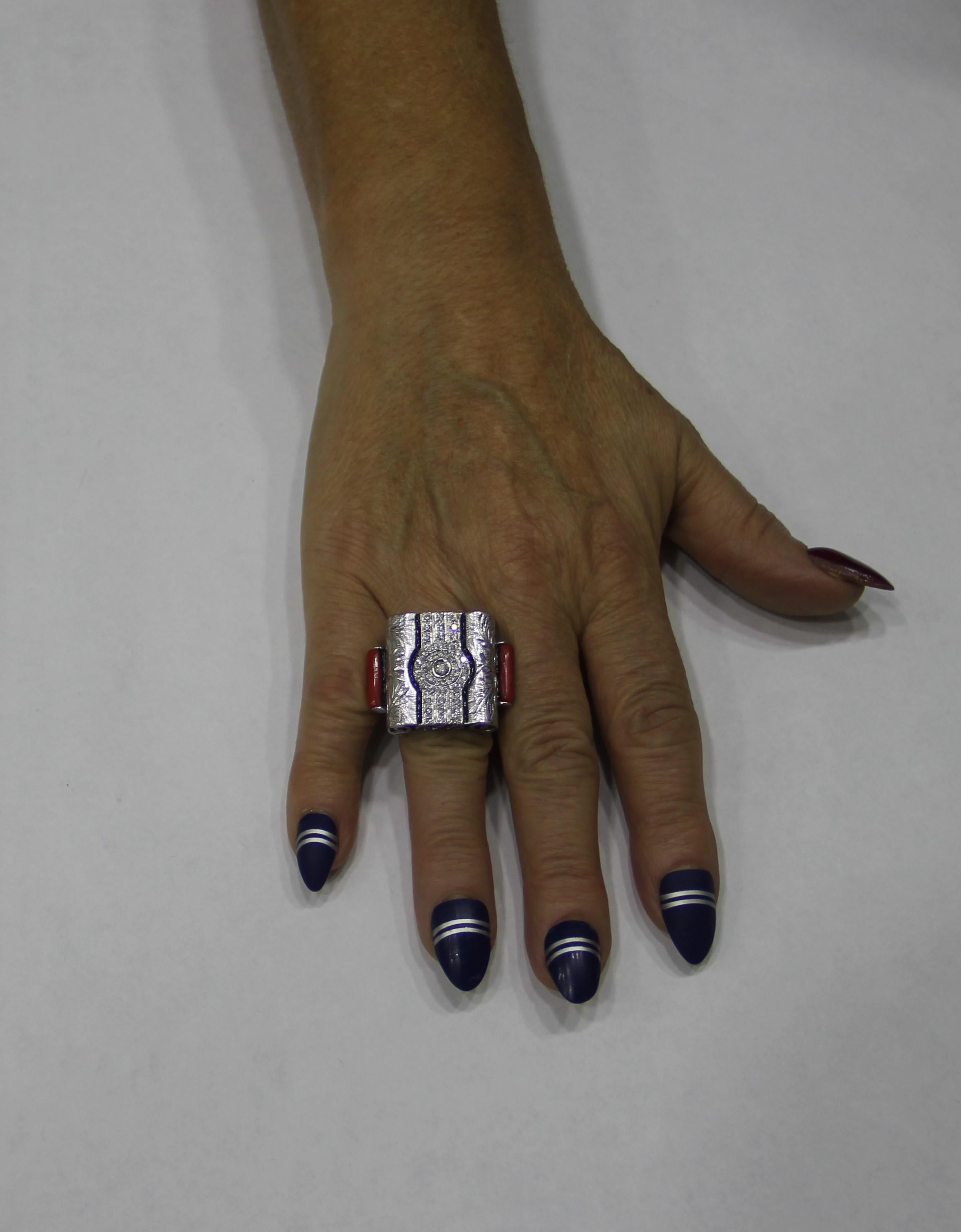 Handcraft Barrels Coral 18 Karat White Gold Diamonds Cocktail Ring For Sale 5