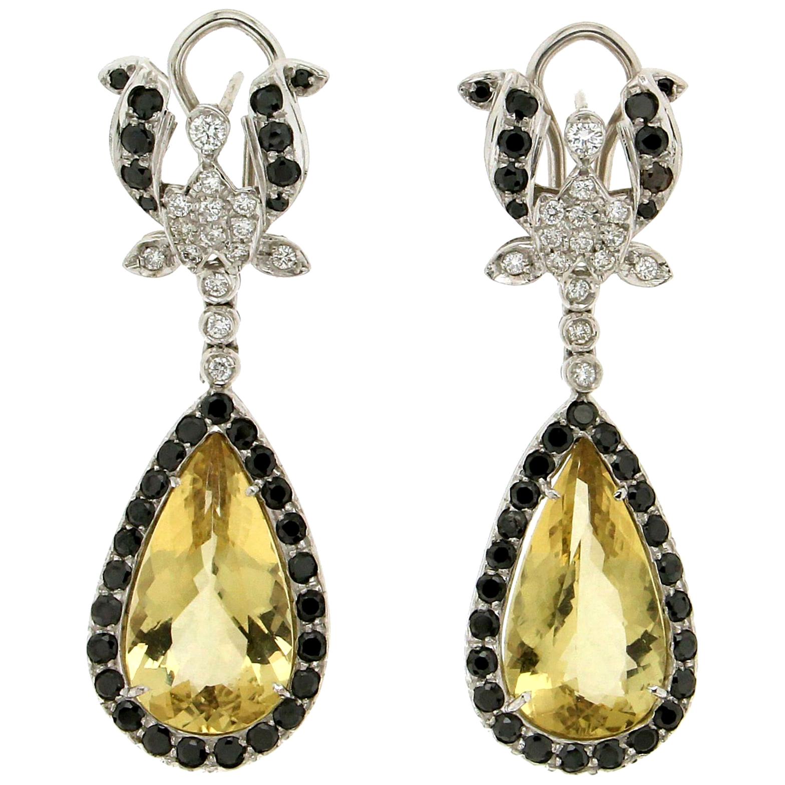 Handcraft Beryl 18 Karat White Gold Diamonds Drop Earrings