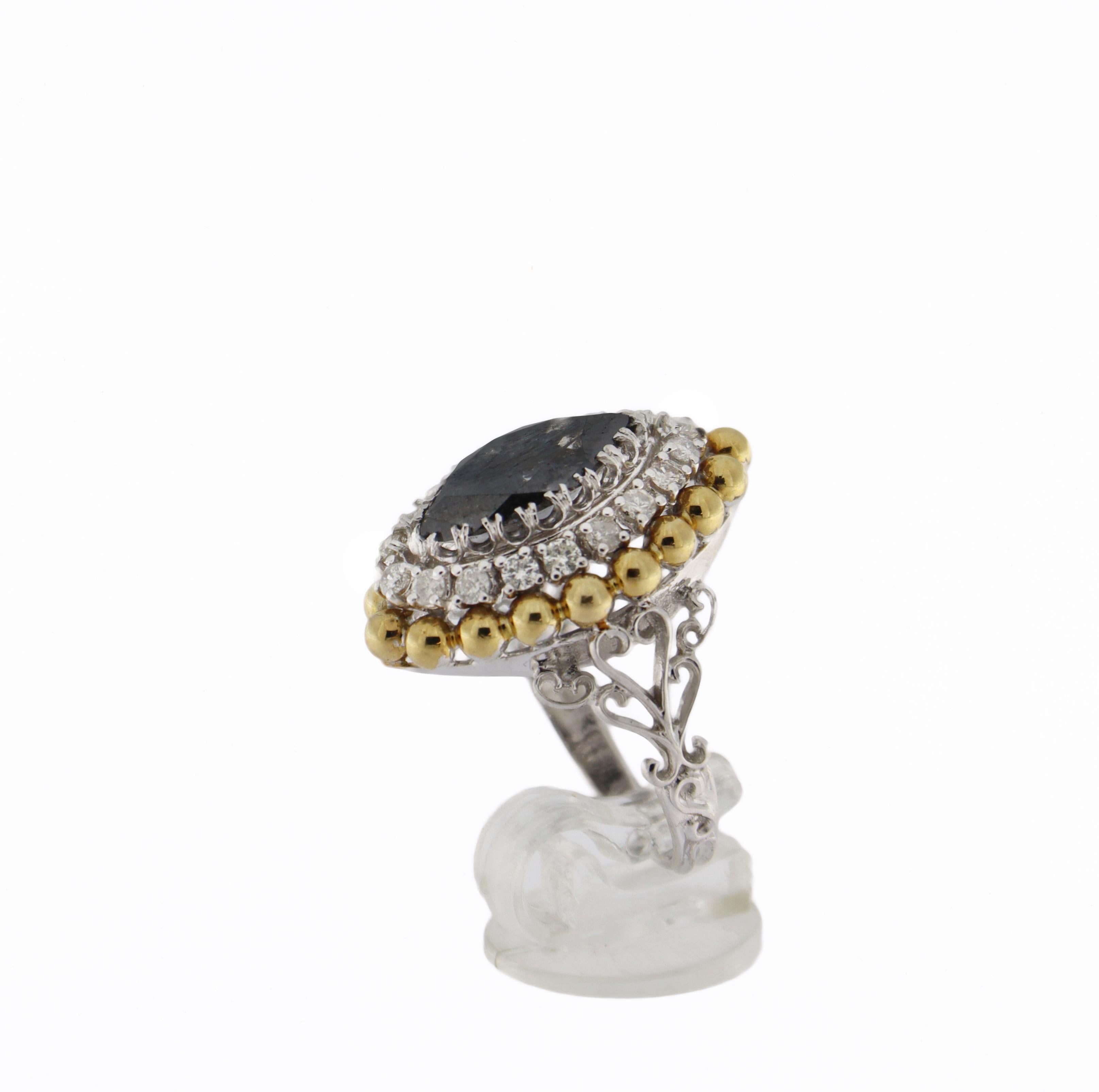 Handcraft Black Diamond 18 Karat White and Yellow Gold Diamonds Cocktail Ring For Sale 7