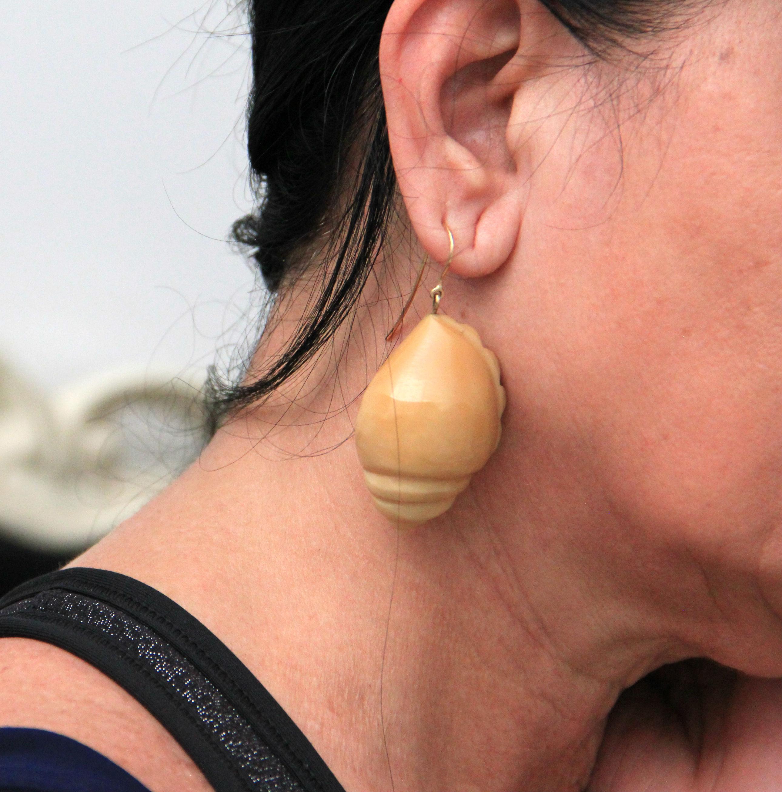 Women's or Men's Handcraft Bone Seashell 18 Karat Yellow Gold Drop Earrings For Sale