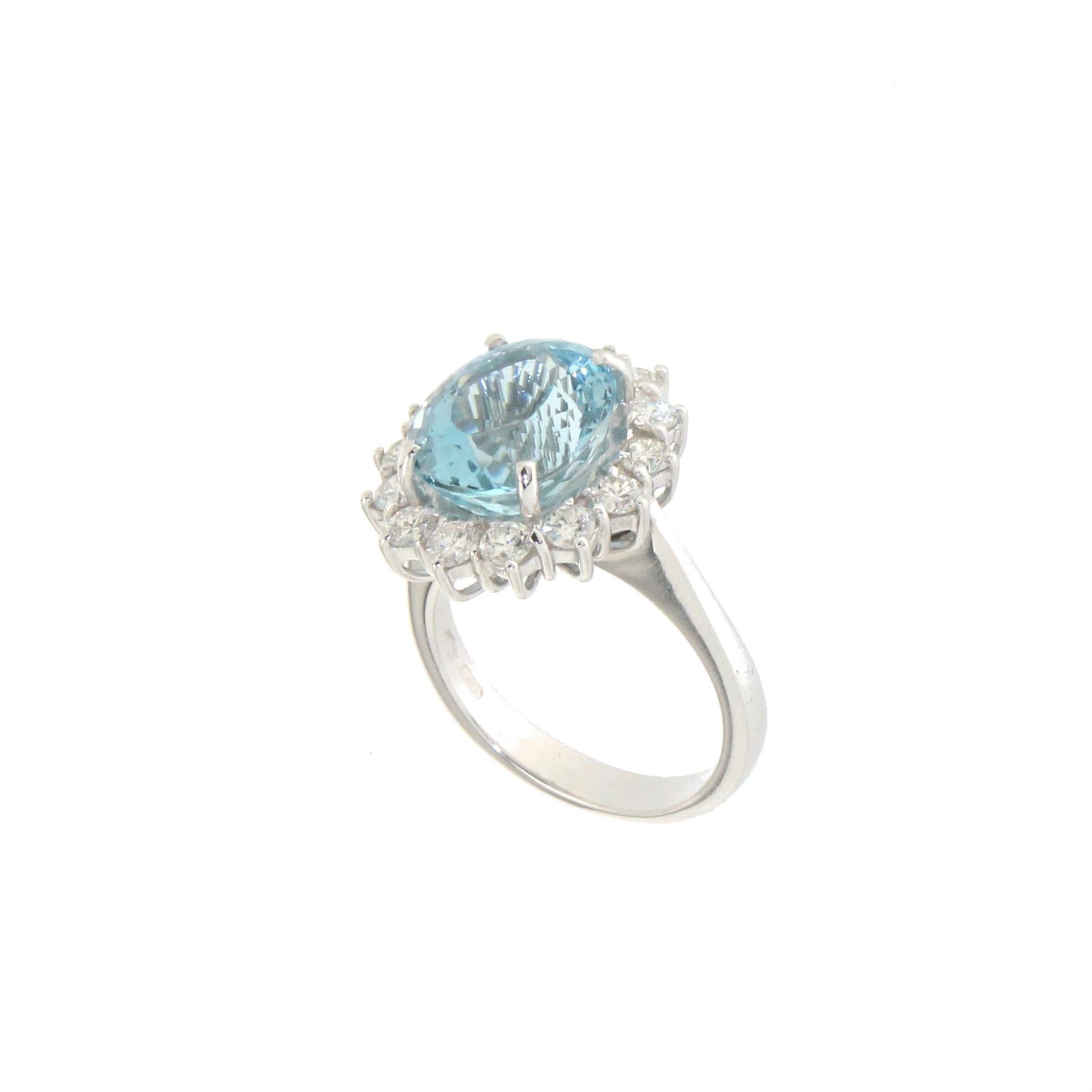 Aesthetic Movement Handcraft Brazilian Aquamarine 18 Karat White Gold Diamonds Cocktail Ring For Sale