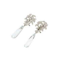 Boucles d'oreilles en goutte artisanales en or blanc 18 carats avec aigue-marine du Brésil et diamants