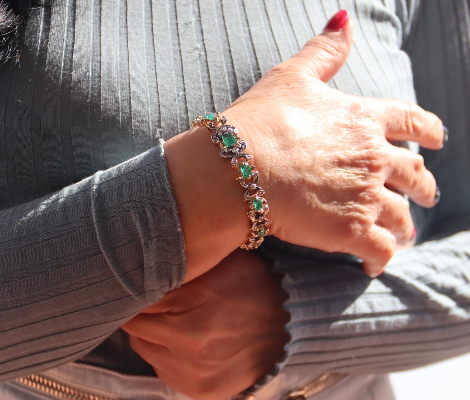 Handcraft Brazilian Emeralds 14 Karat Diamonds Cuff Bracelet  For Sale 1
