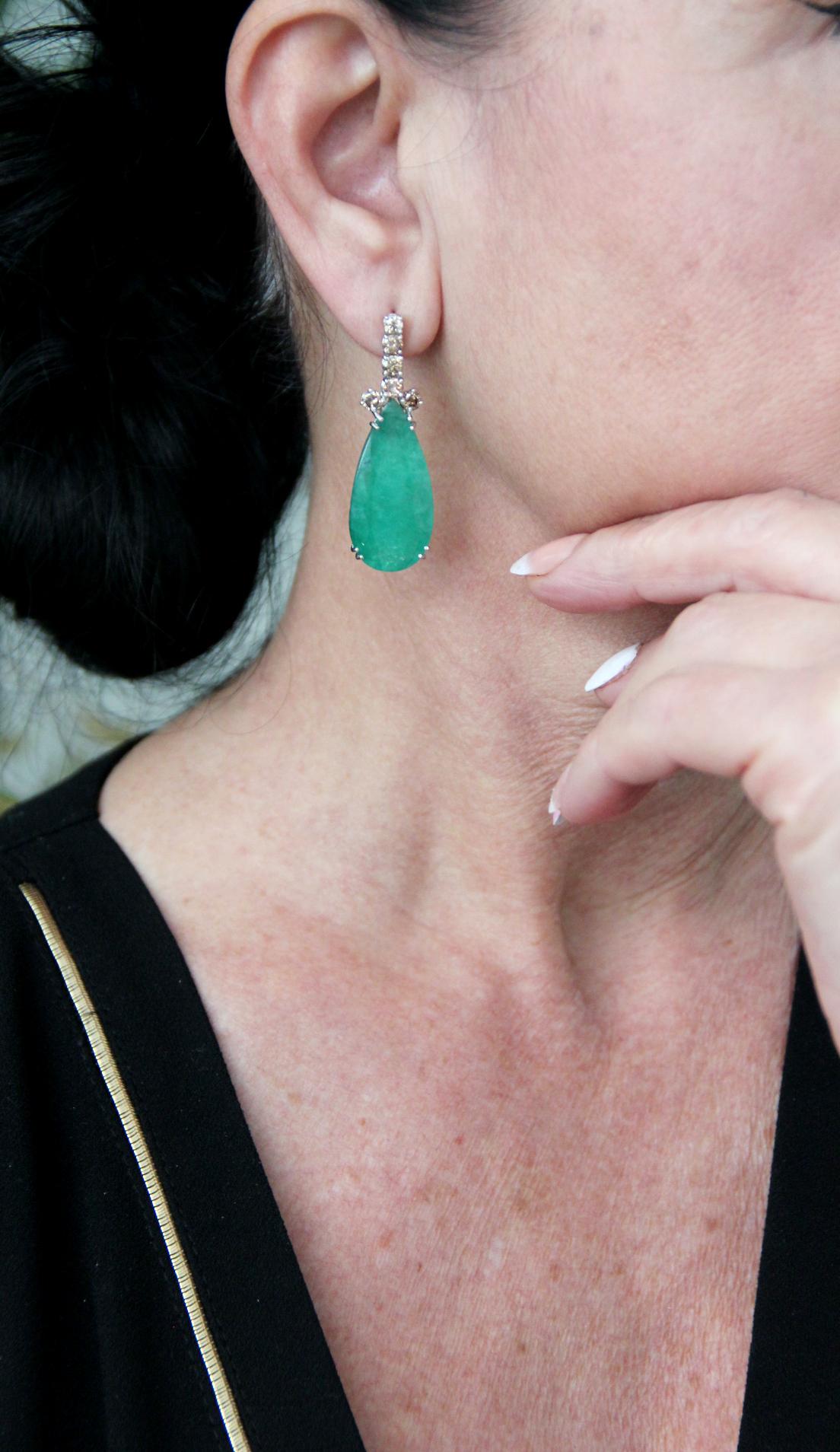 Handcraft Brazilian Emeralds 18 Karat White Gold Brown Diamonds Drop Earrings For Sale 3