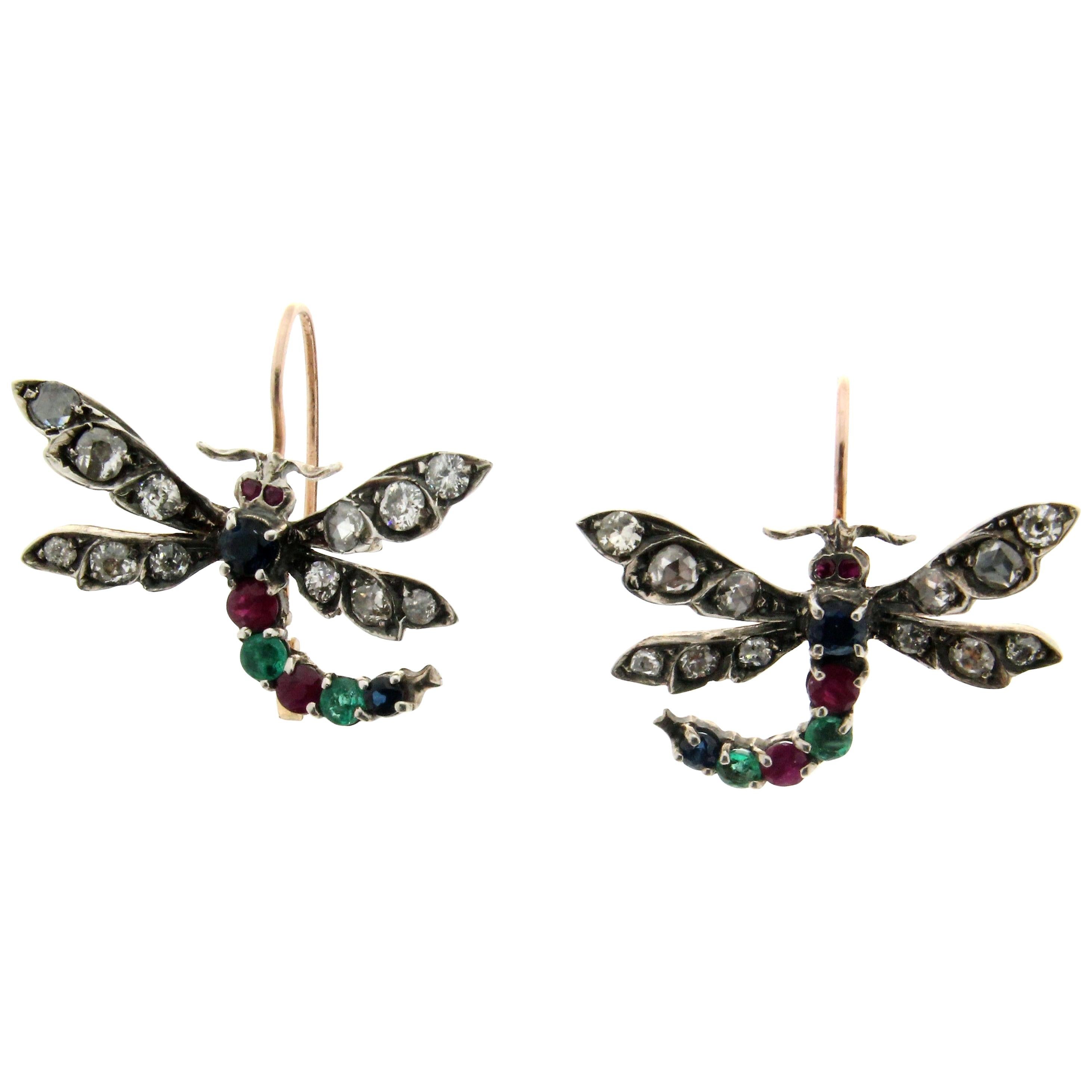 Boucles d'oreilles pendantes papillon en or jaune 14 carats et diamants, fabrication artisanale