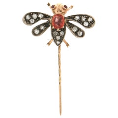 Broche papillon artisanale en or jaune 14 carats avec diamants et saphirs