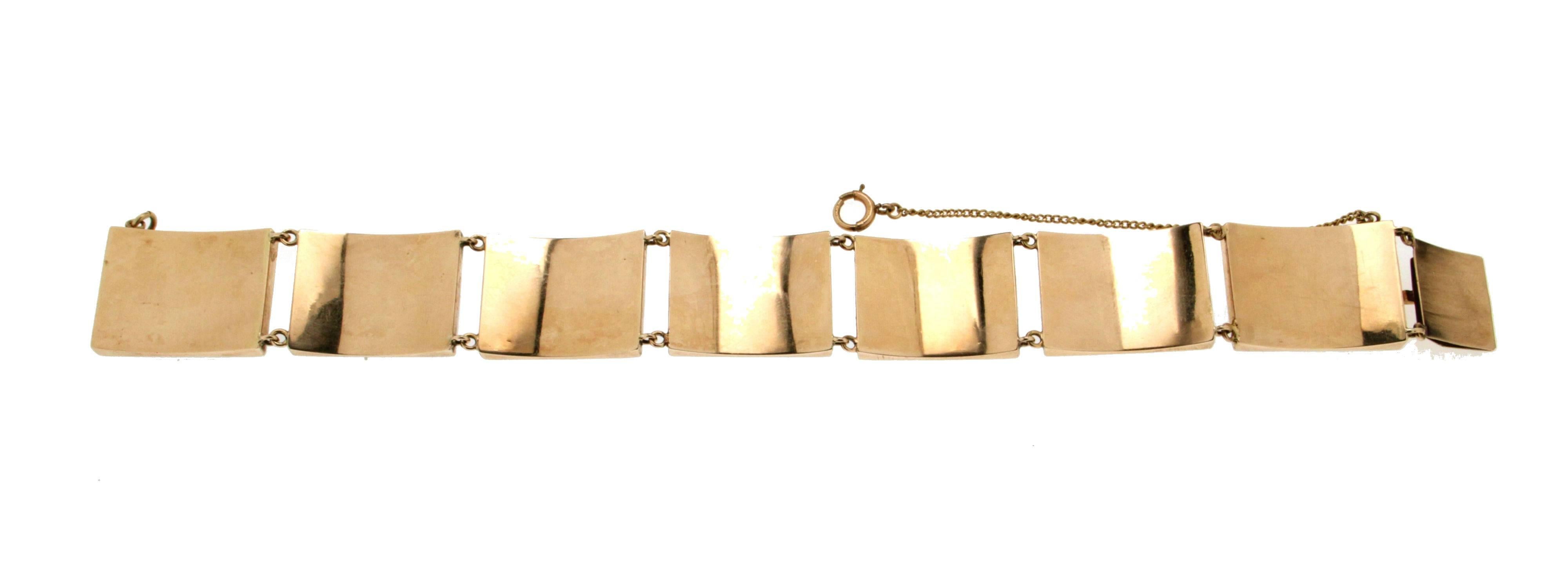 Bracelet manchette en or jaune 14 carats Handcraft Cameo en vente 1