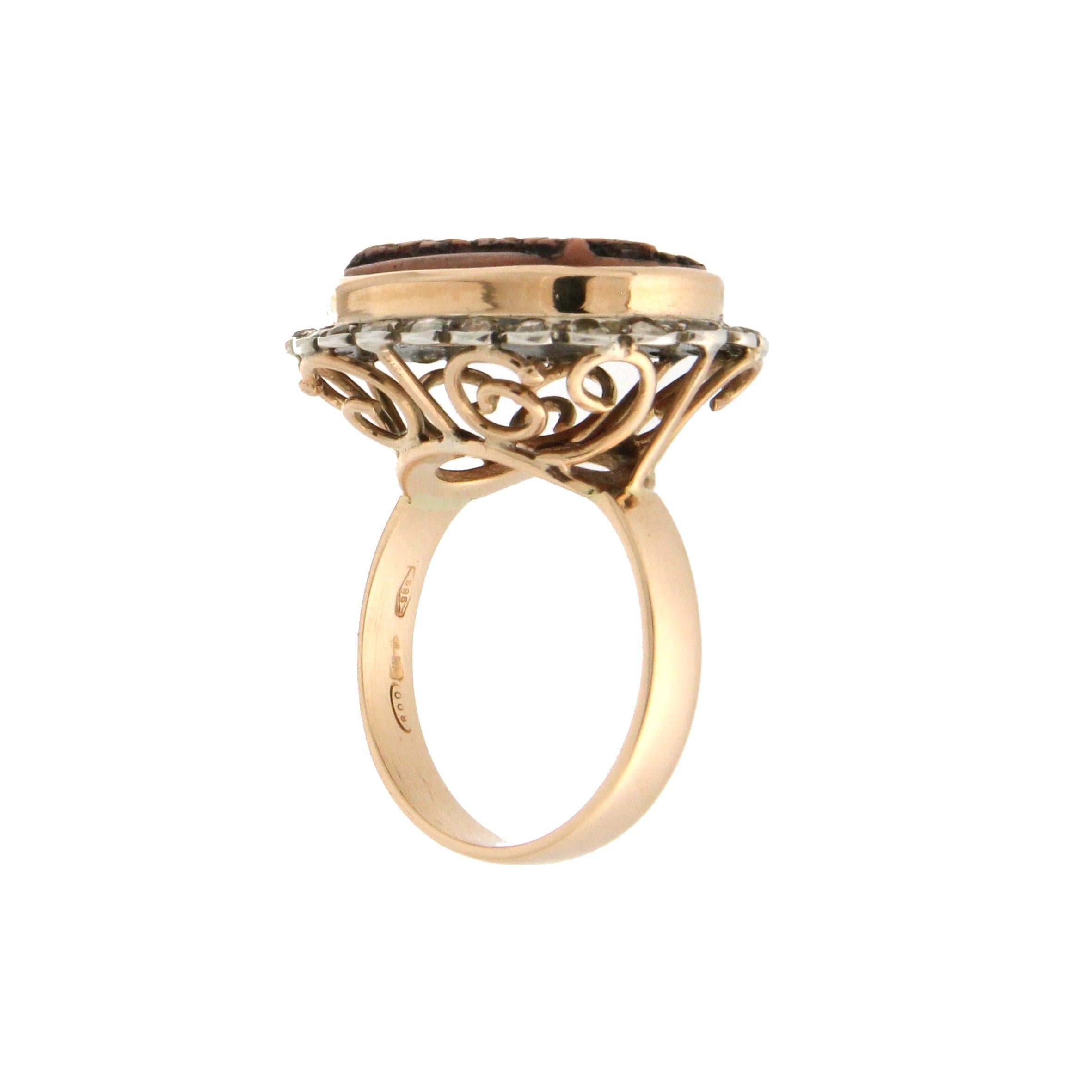 Handgefertigter Cocktail-Ring Cameo 14 Karat Gelbgold mit Diamanten (Rosenschliff) im Angebot