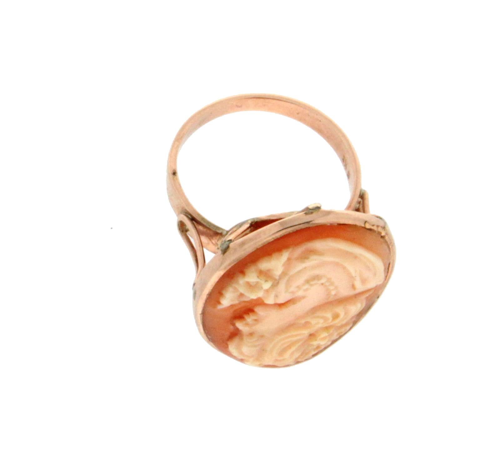 Handcraft Cameo 9 Karat Yellow Gold Cocktail Ring In New Condition For Sale In Marcianise, IT