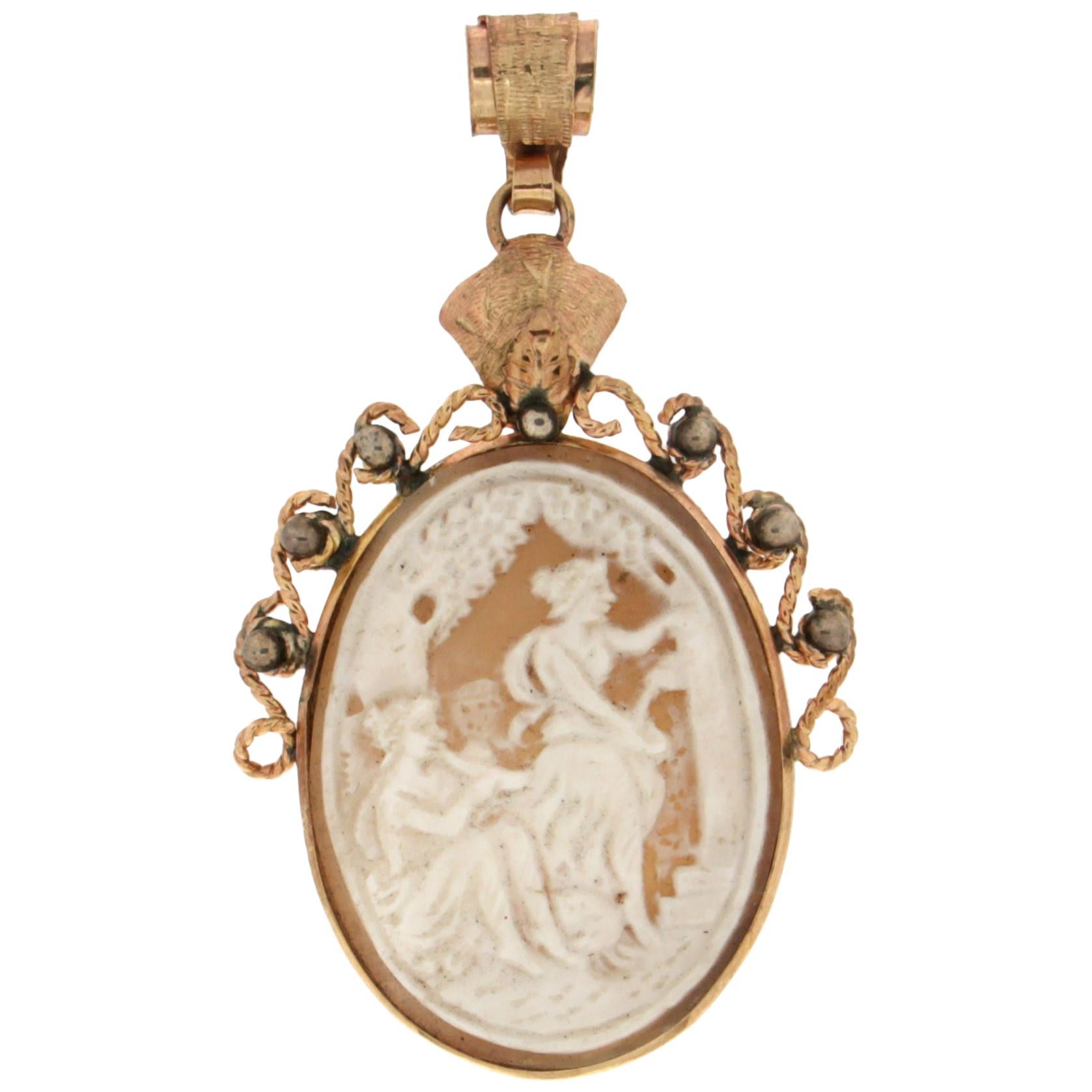 Handcraft Cameo 9 Karat Yellow Gold Pendant Necklace For Sale