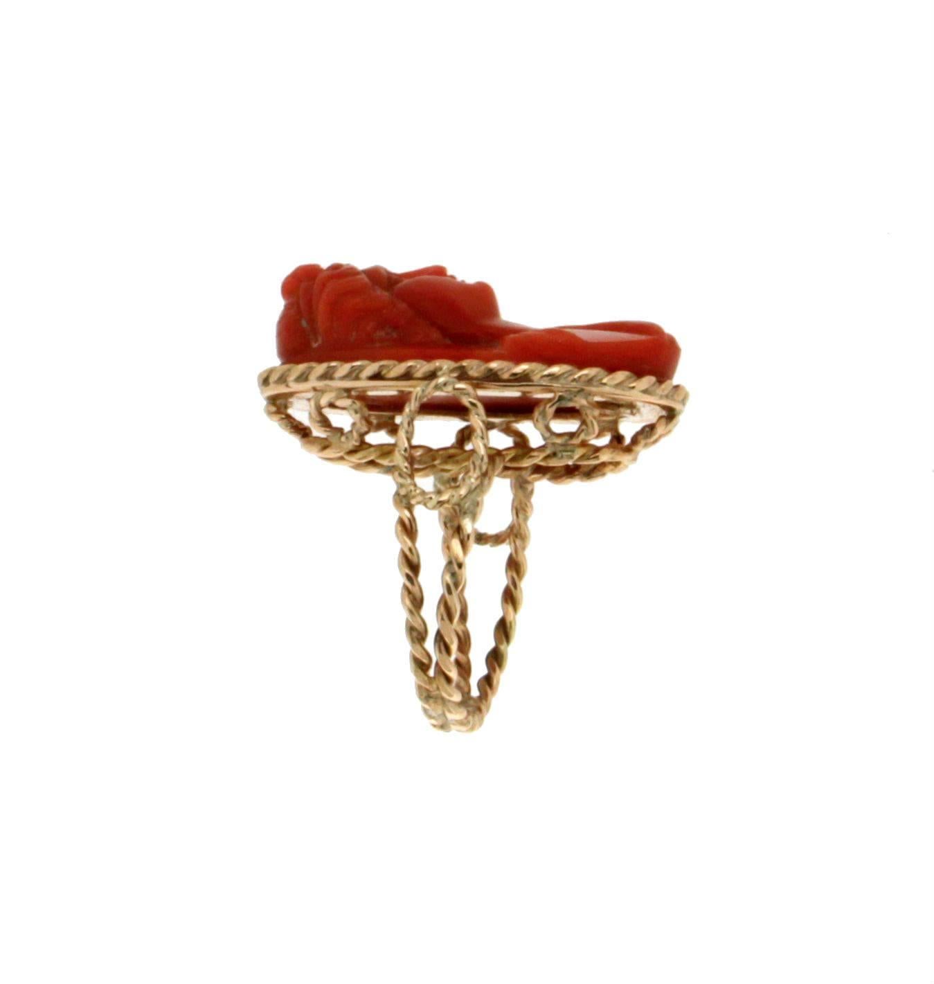 Women's or Men's Handcraft Cameo Coral 14 Karat Yellow Gold Cocktail Ring For Sale