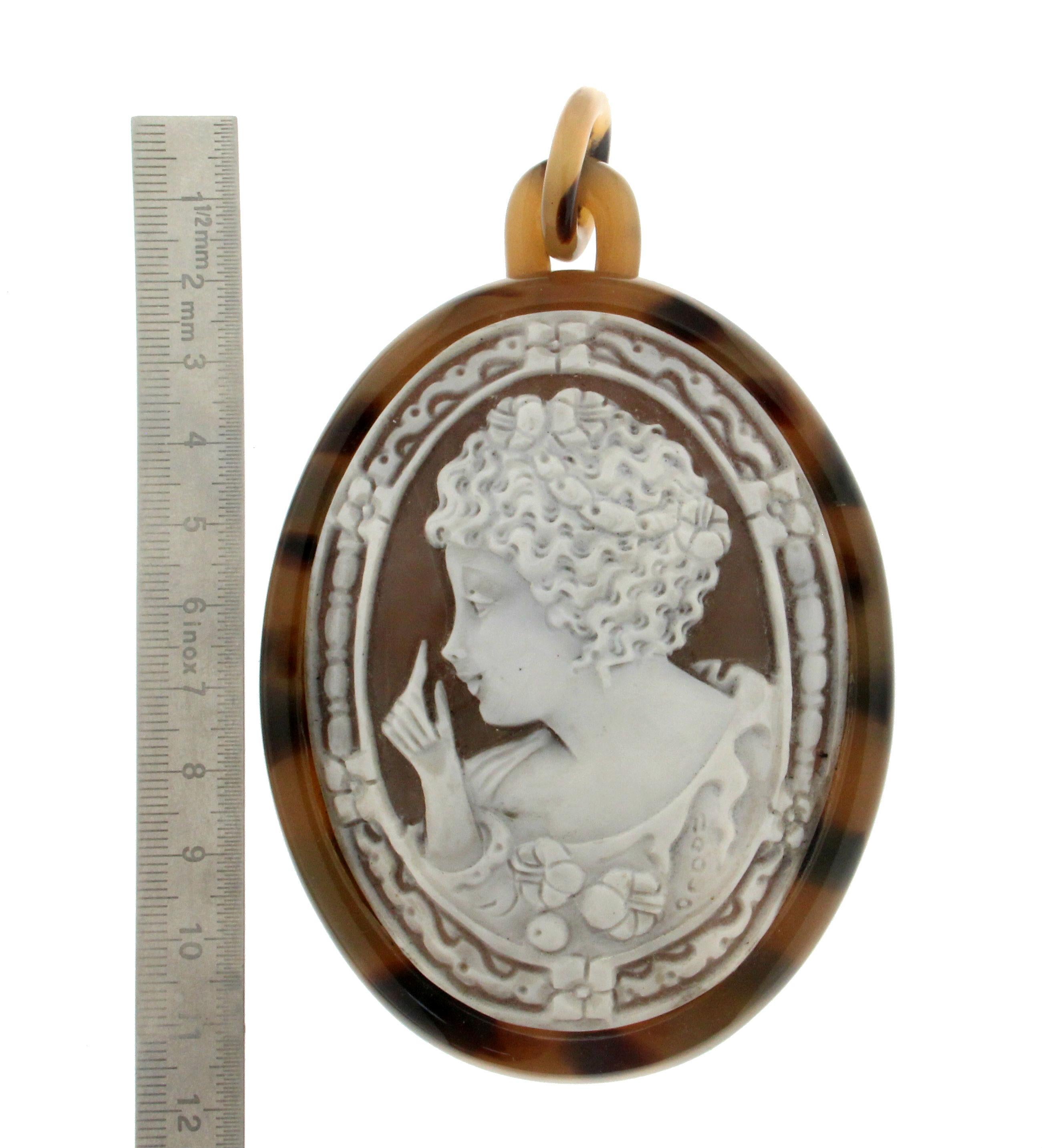 Handcraft Cameo Galalith Pendant Necklace For Sale 3