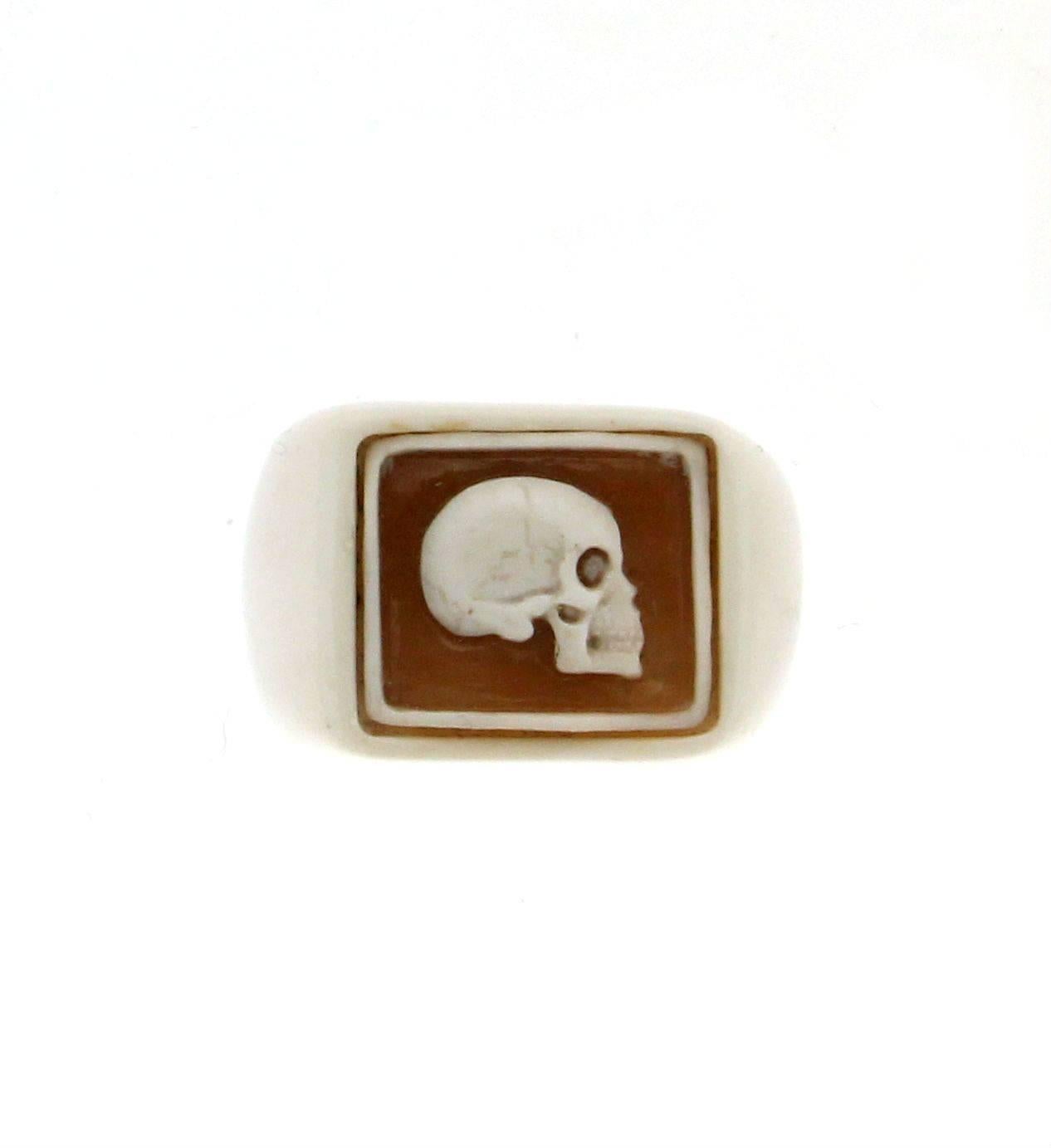 For any problems related to some materials contained in the items that do not allow shipping and require specific documents that require a particular period, please contact the seller with a private message to solve the problem. 
Skull band