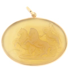 Handcraft Carnelian 14 Karat Yellow Gold Pendant Necklace