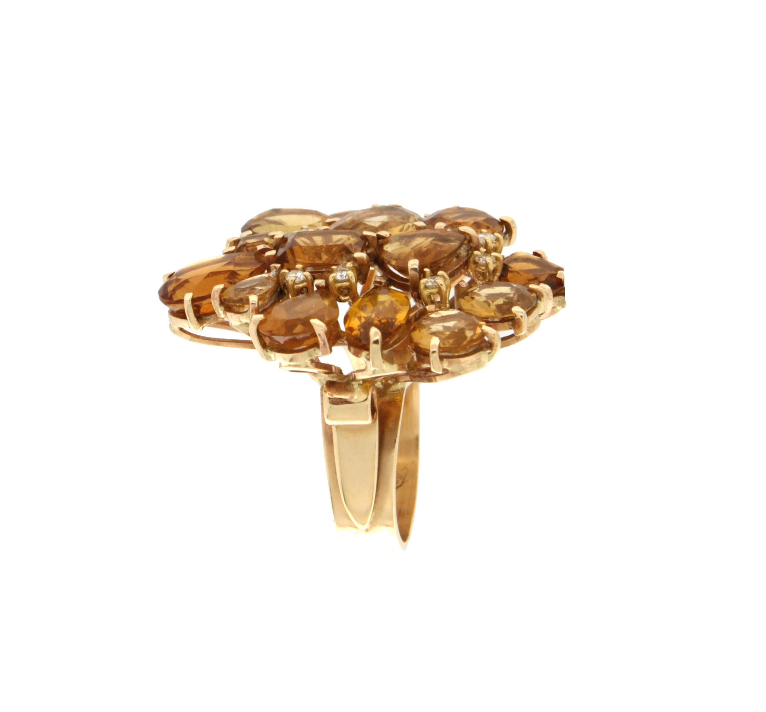Handcraft Citrine 14 Karat Yellow Gold Diamonds Cocktail Ring In New Condition For Sale In Marcianise, IT