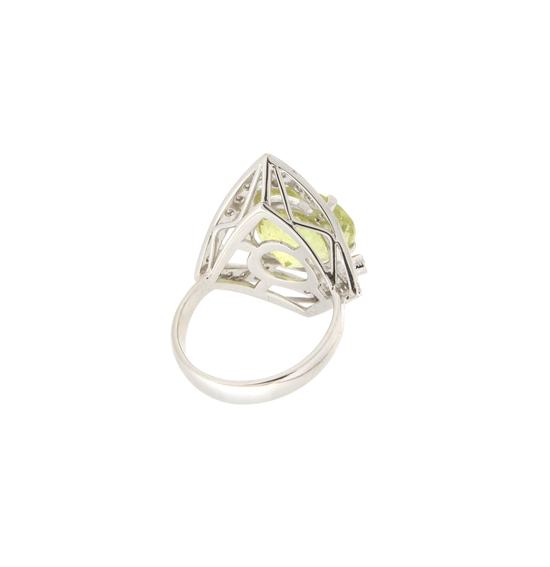 Handcraft Citrine 18 Karat White Gold Diamonds Cocktail Ring In New Condition For Sale In Marcianise, IT