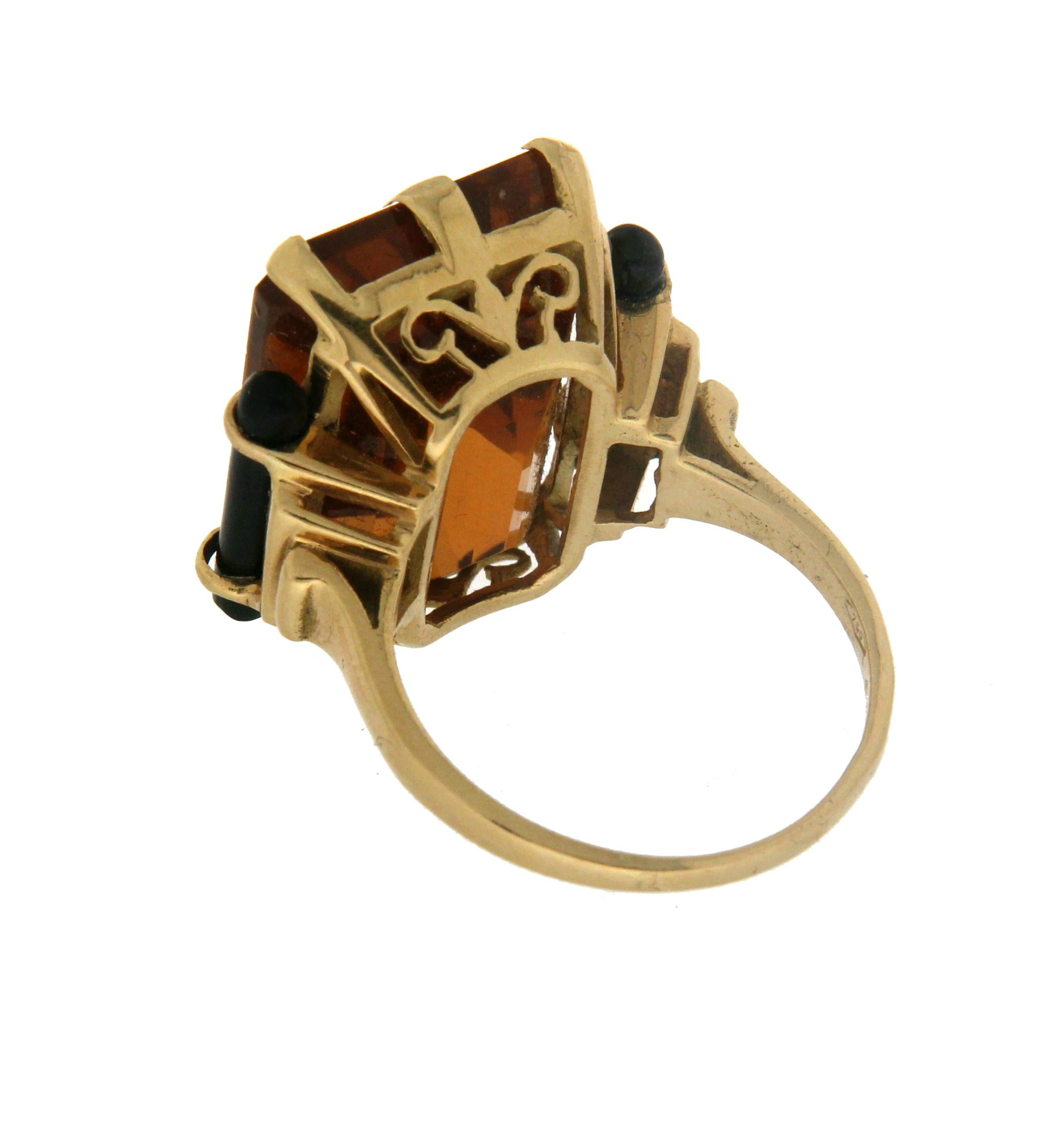 Mixed Cut Handcraft Citrine 18 Karat Yellow Gold Onyx Barrels Cocktail Ring For Sale