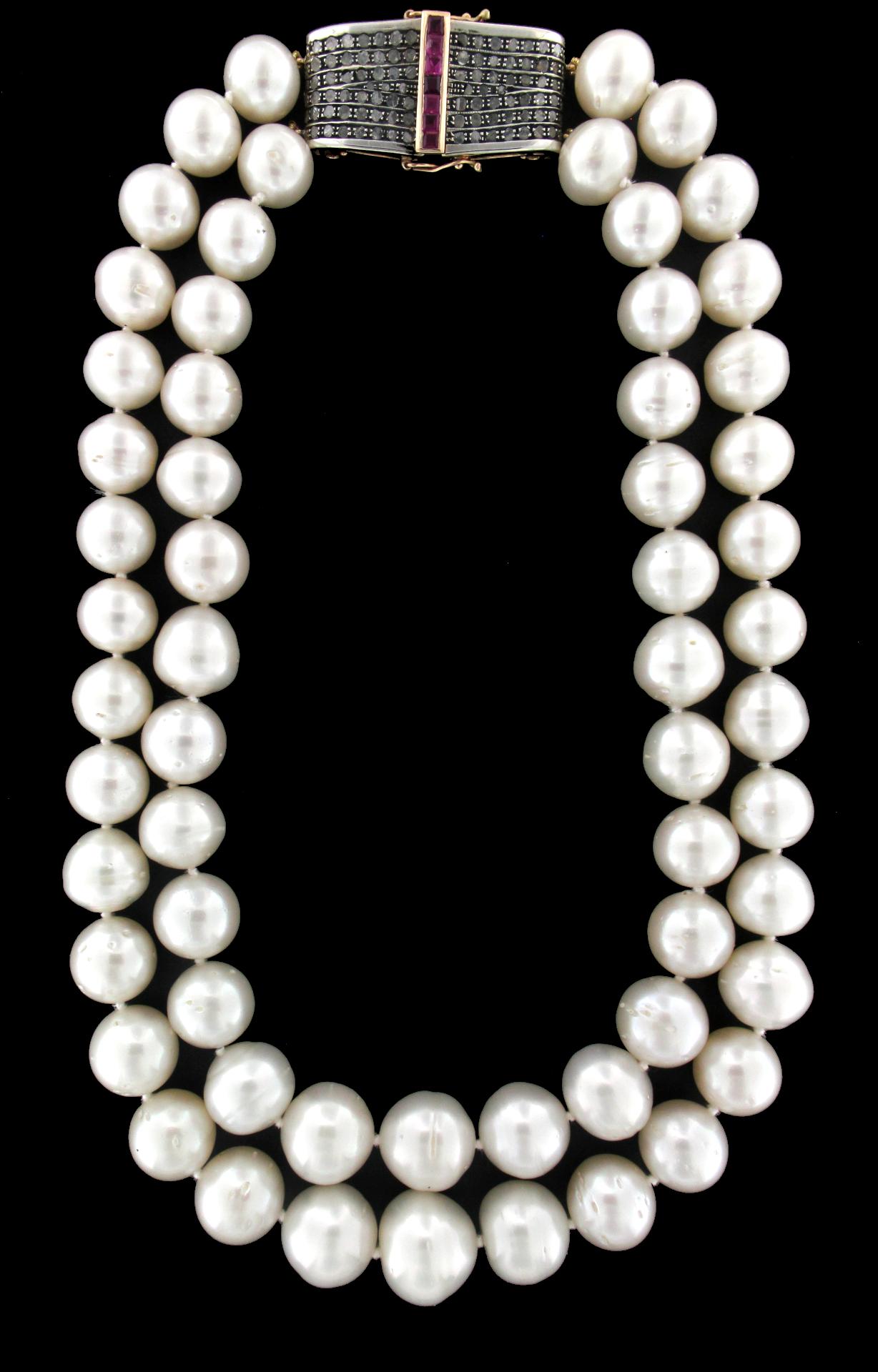 yellow pearls necklace