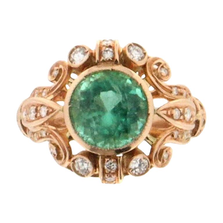 Handcraft Colombian Emerald 14 Karat Yellow Gold Diamonds Cocktail Ring