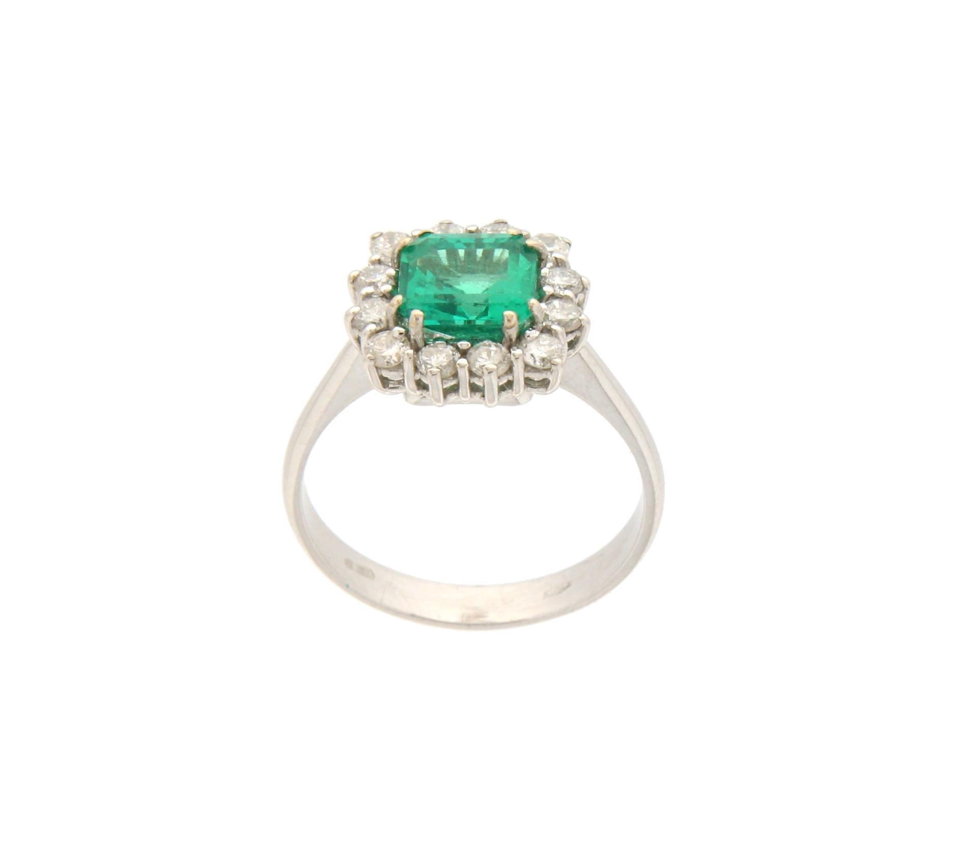 Handcraft Colombian Emerald 18 Karat White Gold Diamonds Cocktail Ring ...