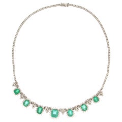 Handcraft Colombian Emeralds 18 Karat White Gold Diamonds Choker Necklace