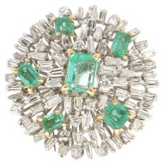 Handcraft Colombian Emeralds 18 Karat White Gold Diamonds Cocktail Ring