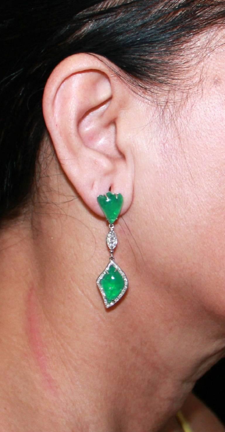 Handcraft Colombian Emeralds 18 Karat White Gold Drop Earrings In New Condition For Sale In Marcianise, IT