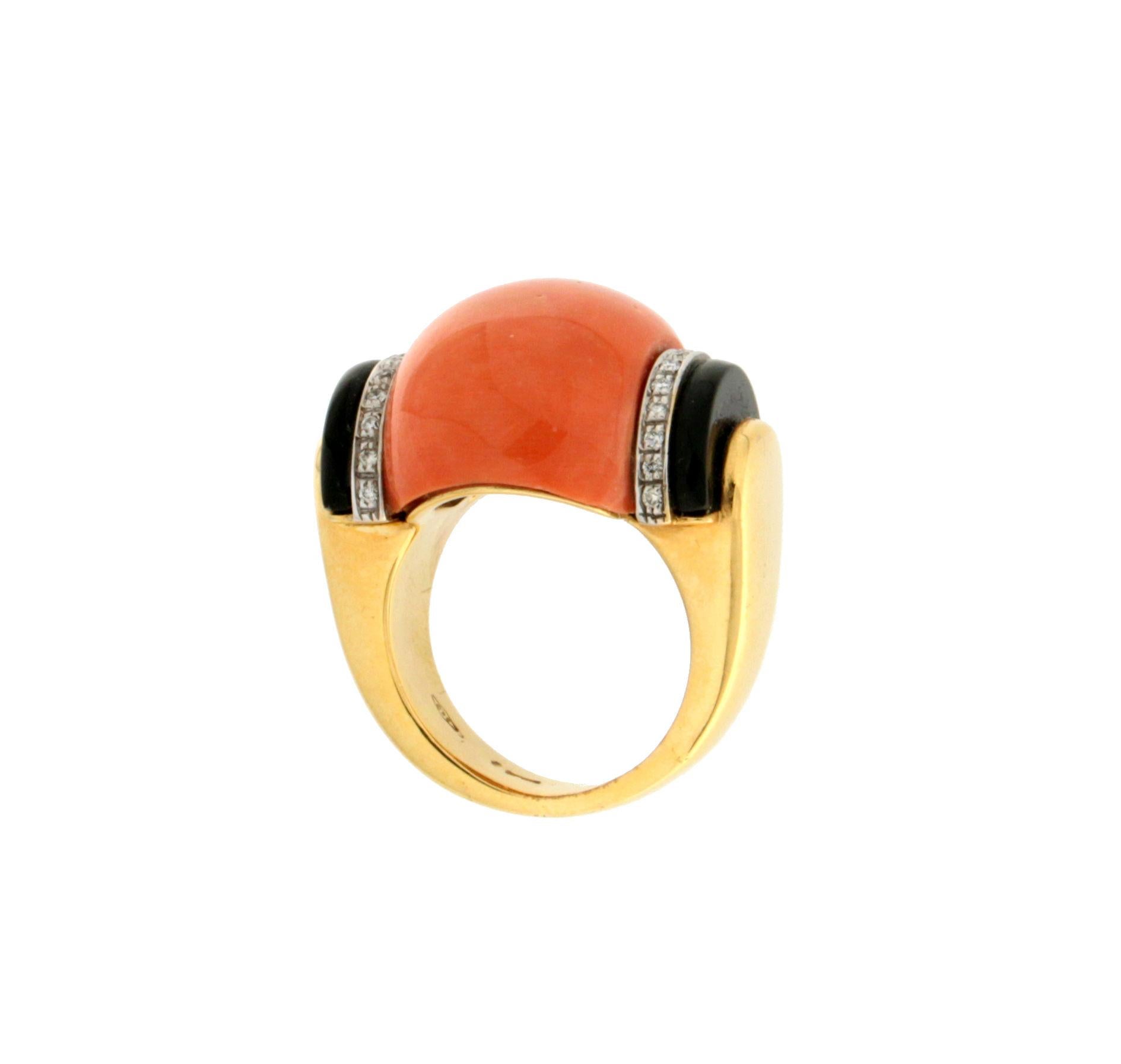 Artisan Handcraft Coral 14 Karat Yellow and White Gold Onyx Diamonds Cocktail Ring For Sale