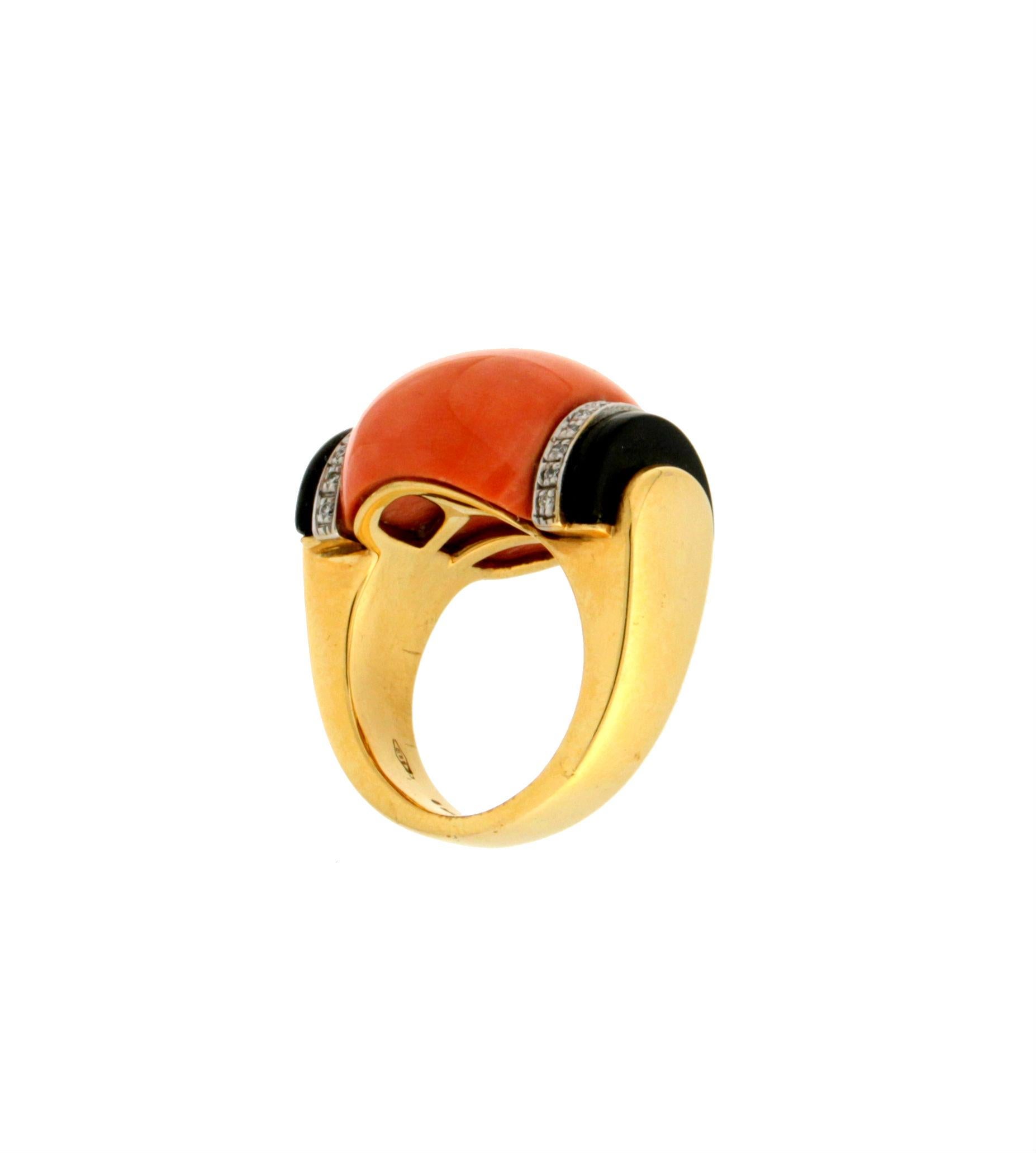 Brilliant Cut Handcraft Coral 14 Karat Yellow and White Gold Onyx Diamonds Cocktail Ring For Sale