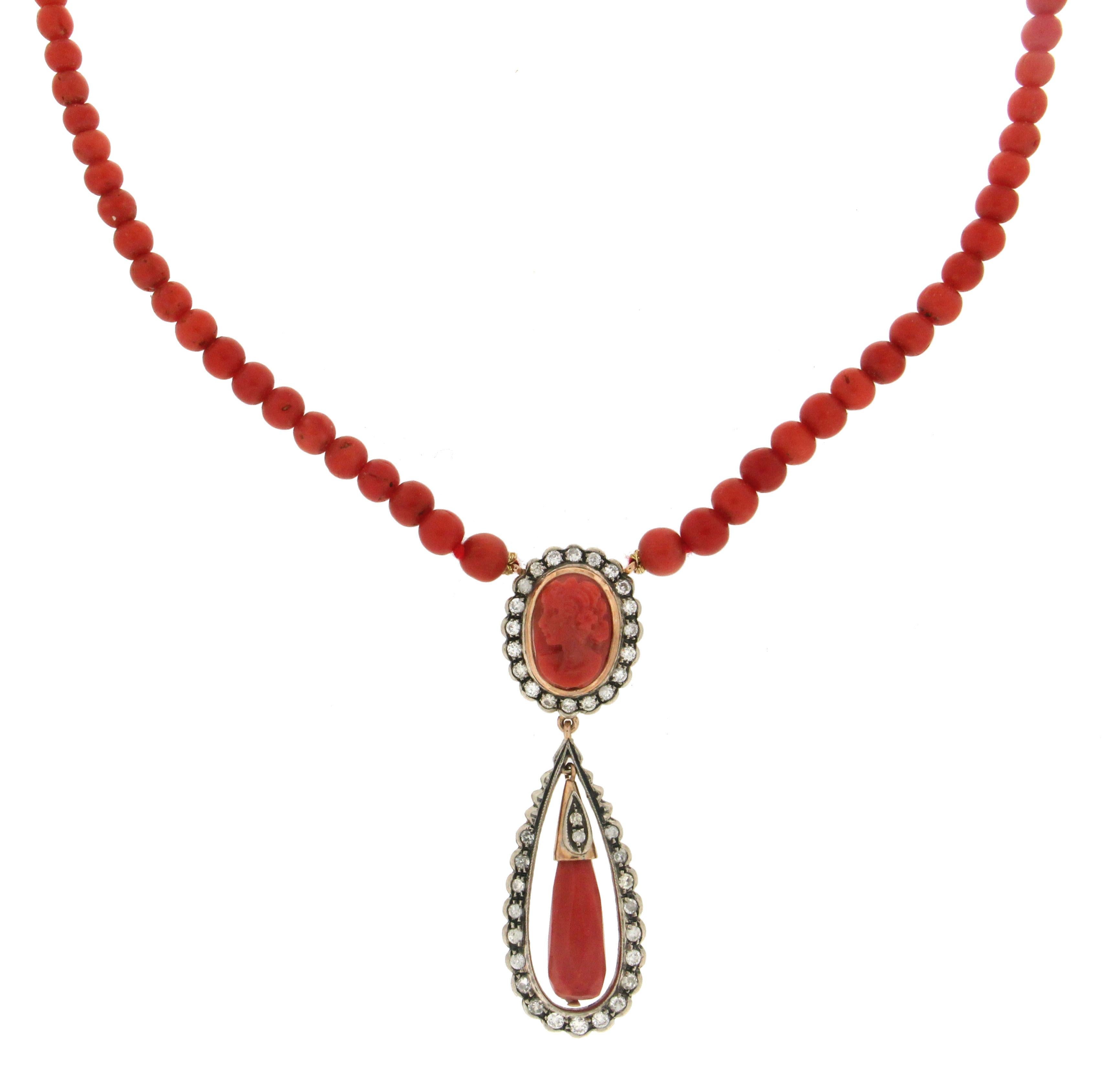 Artisan Handcraft Coral 14 Karat Yellow Gold and Silver Diamonds Pendant Necklace For Sale