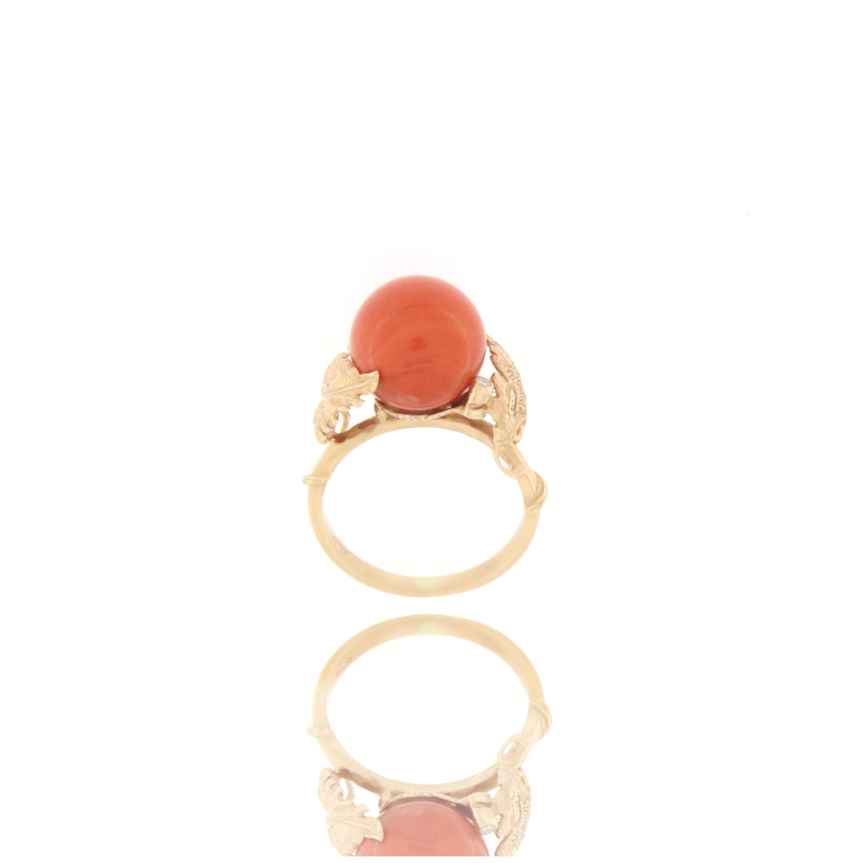 Brilliant Cut Handcraft Coral 14 Karat Yellow Gold Diamonds Cocktail Ring For Sale